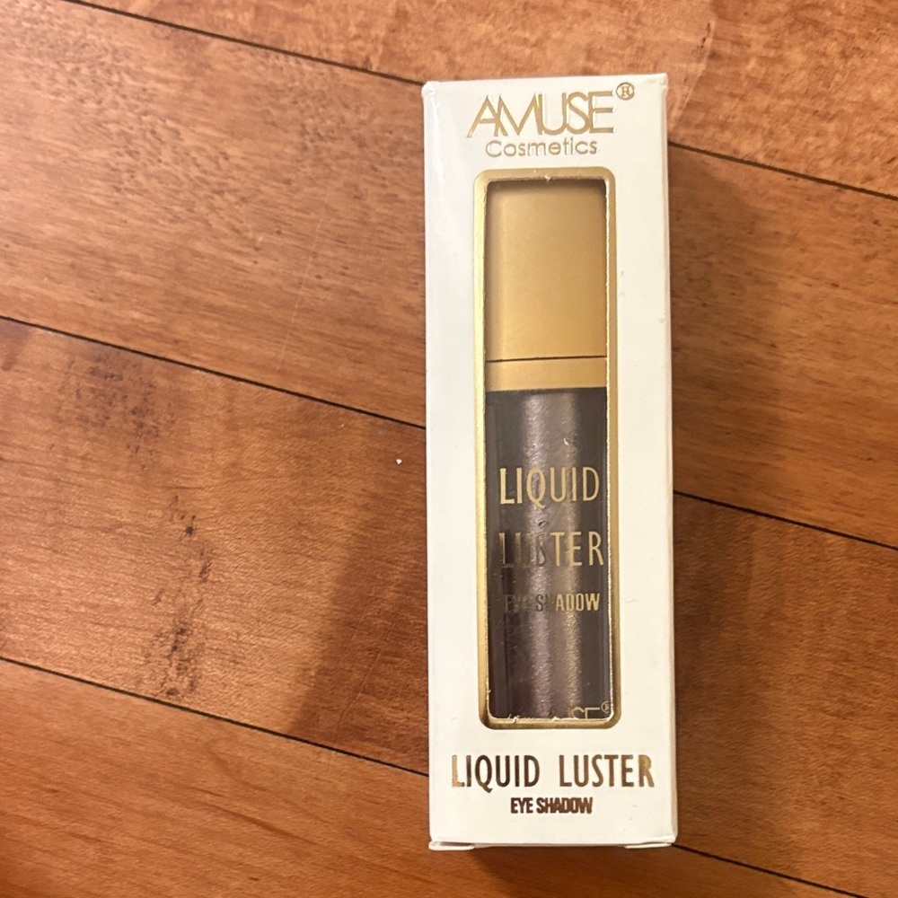 Amuse Liquid Luster Eye Shadow